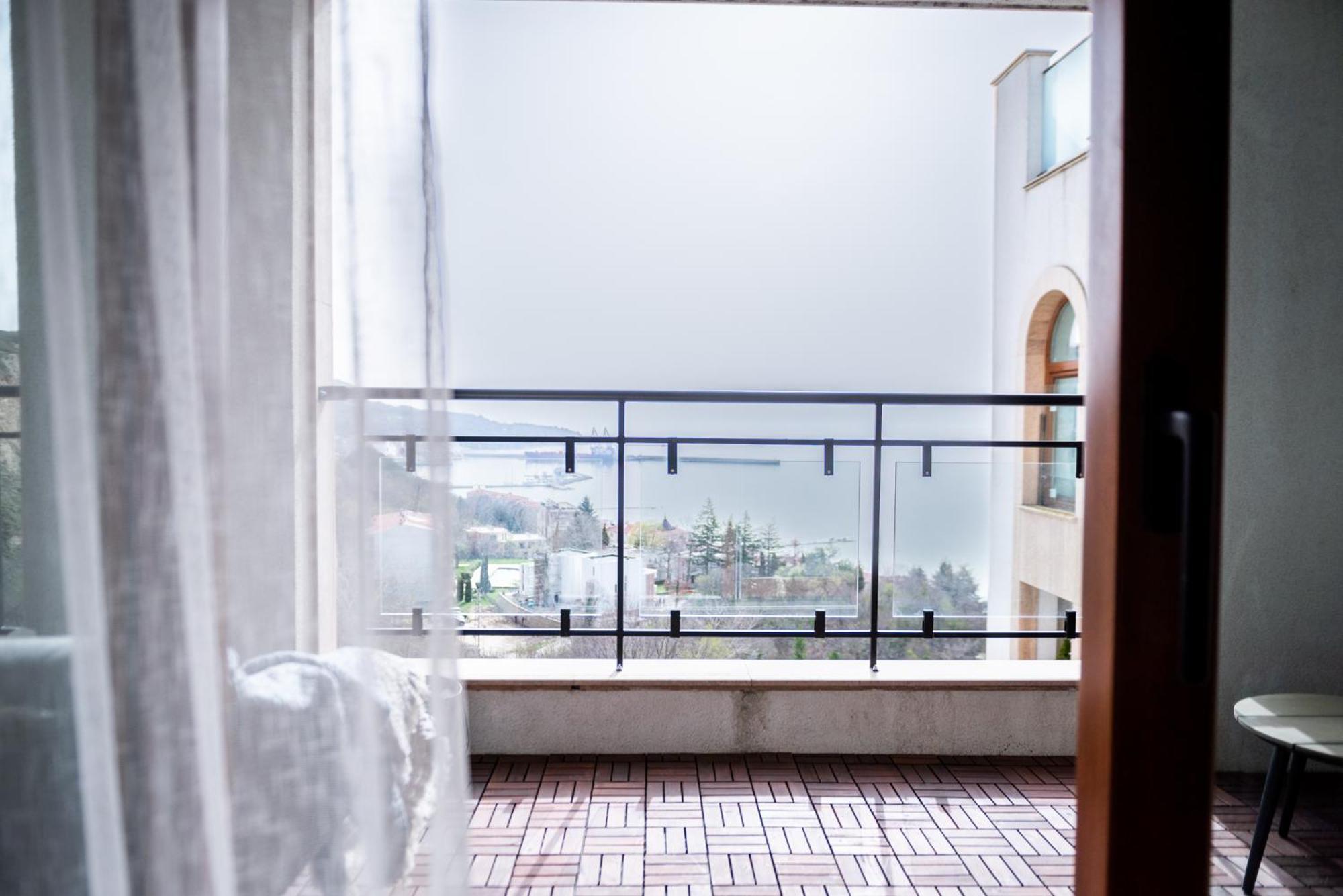 Queen'S Garden Balchik Apartment Extérieur photo
