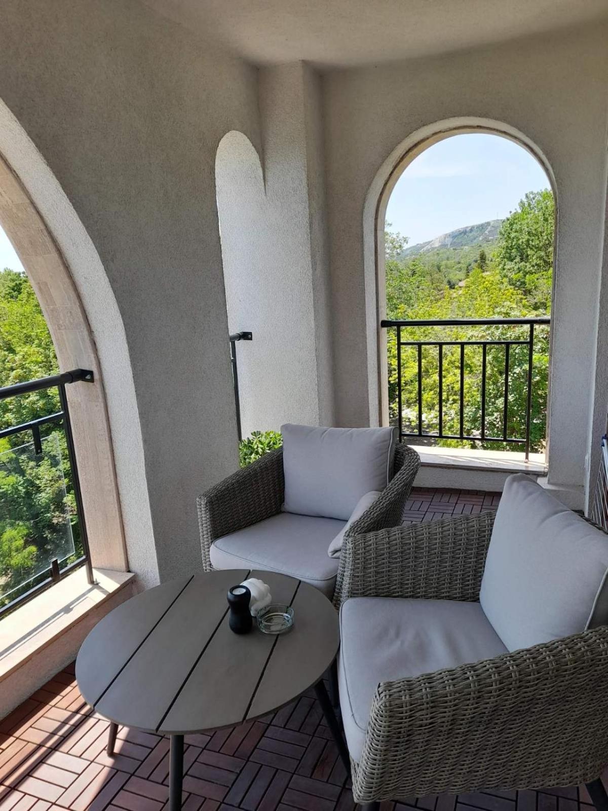 Queen'S Garden Balchik Apartment Extérieur photo