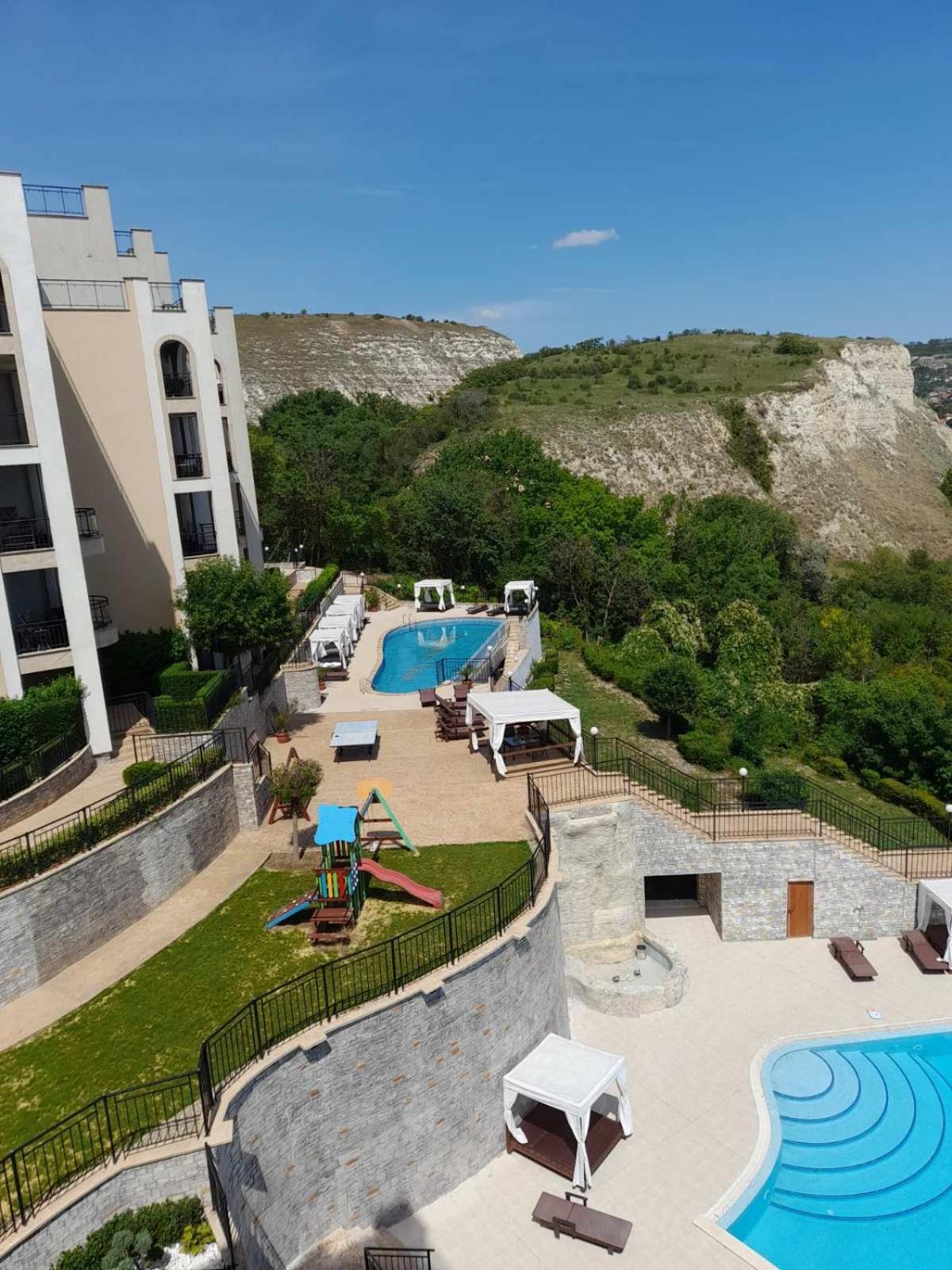 Queen'S Garden Balchik Apartment Extérieur photo